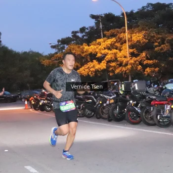Runner Photo 3724160