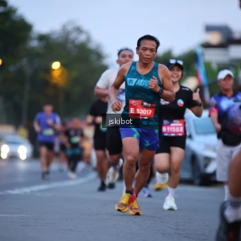 Runner Photo 3724166