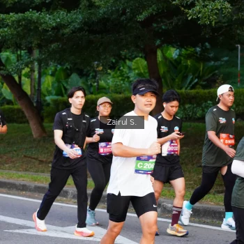 Runner Photo 3724174