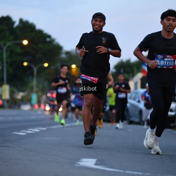 Runner Photo 3724258