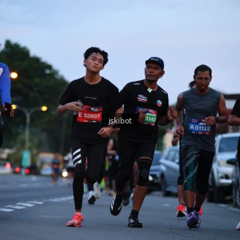 Runner Photo 3724288