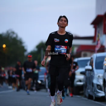 Runner Photo 3724348