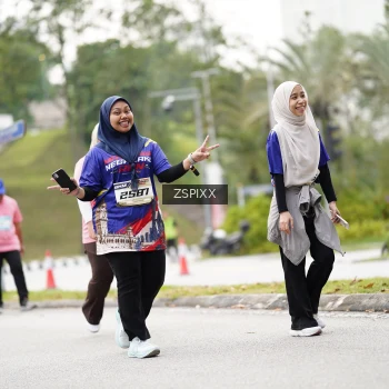 Runner Photo 3724356