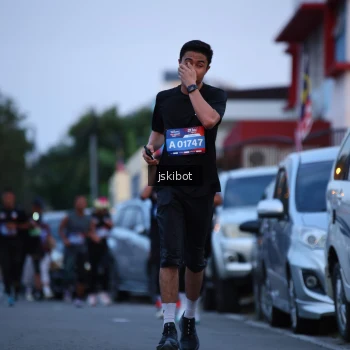 Runner Photo 3724369
