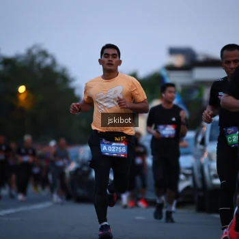 Runner Photo 3724391
