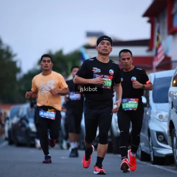 Runner Photo 3724417