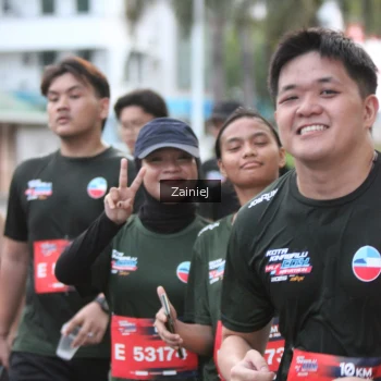 Runner Photo 3724421