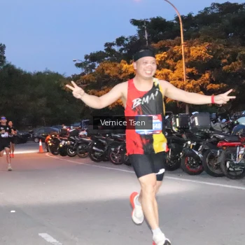 Runner Photo 3724431