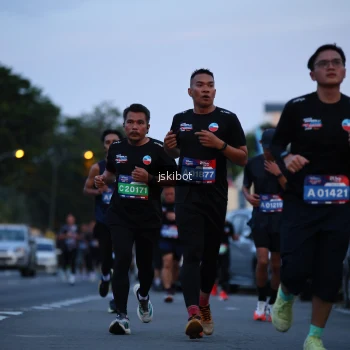 Runner Photo 3724477