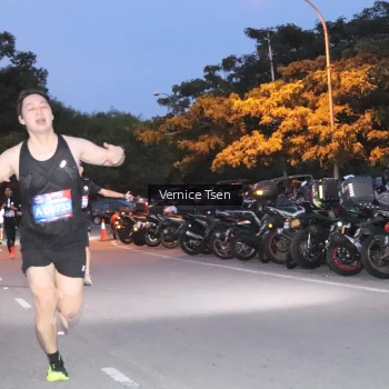 Runner Photo 3724489