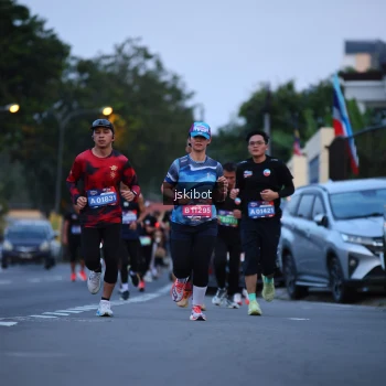 Runner Photo 3724525