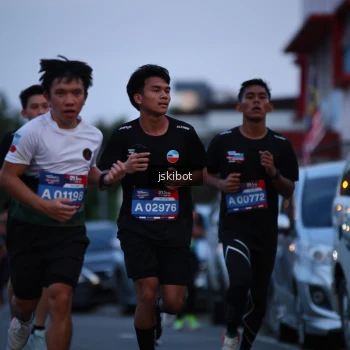 Runner Photo 3724562