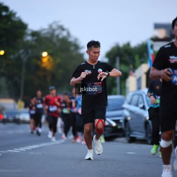 Runner Photo 3724564