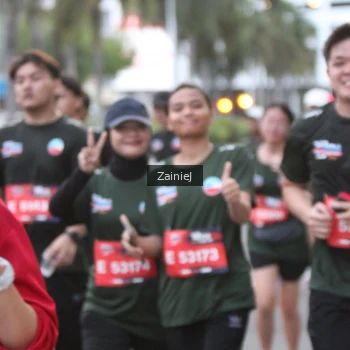 Runner Photo 3724570
