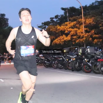 Runner Photo 3724616