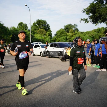 Runner Photo 3724625