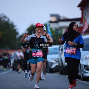 Runner Photo 3724645