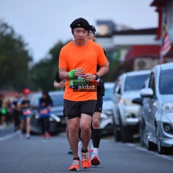 Runner Photo 3724751