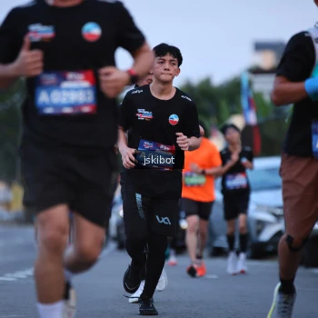 Runner Photo 3724755
