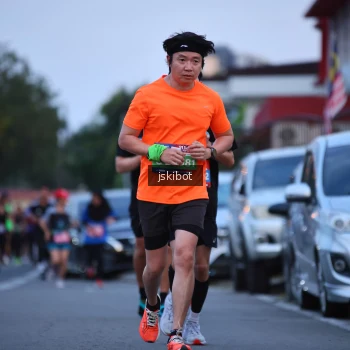 Runner Photo 3724759