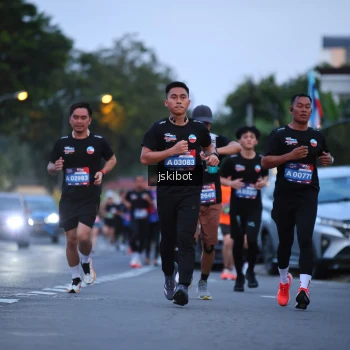 Runner Photo 3724792