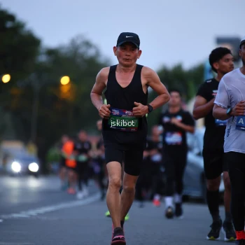 Runner Photo 3724826
