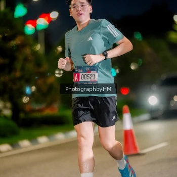 Runner Photo 3724865