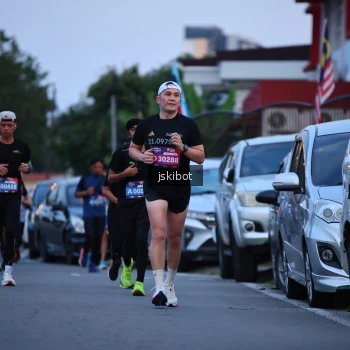 Runner Photo 3724905