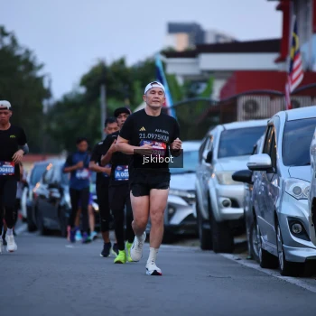 Runner Photo 3724933