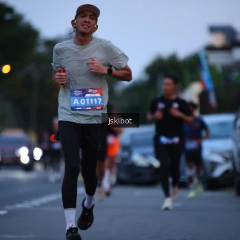 Runner Photo 3725008