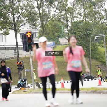 Runner Photo 3725015
