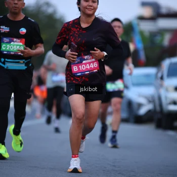 Runner Photo 3725025
