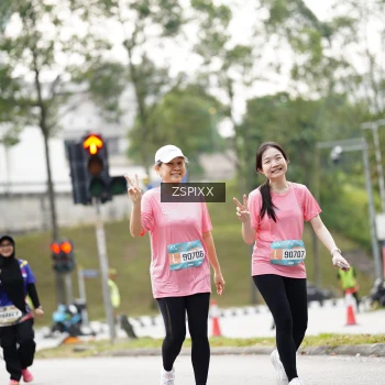 Runner Photo 3725043