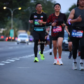 Runner Photo 3725047