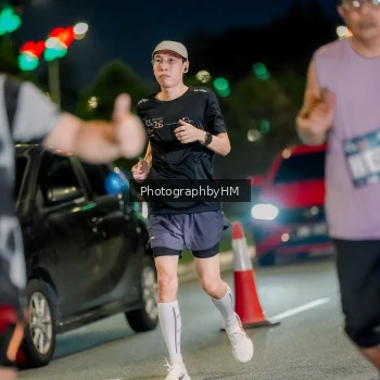 Runner Photo 3725060