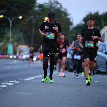 Runner Photo 3725116
