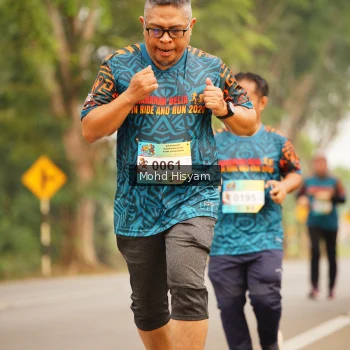 Runner Photo 3725181