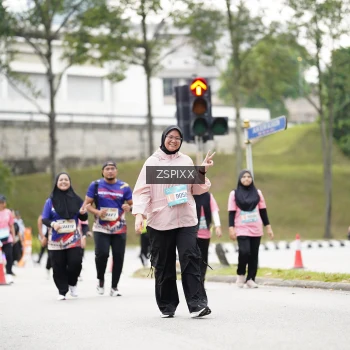 Runner Photo 3725192