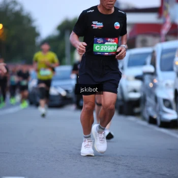 Runner Photo 3725212