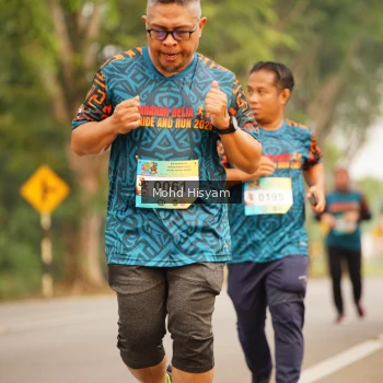Runner Photo 3725218