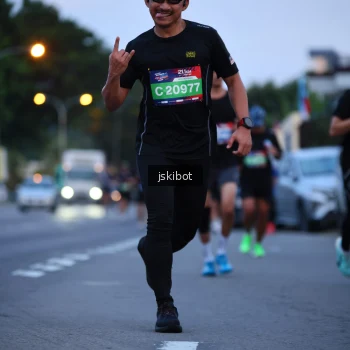 Runner Photo 3725308
