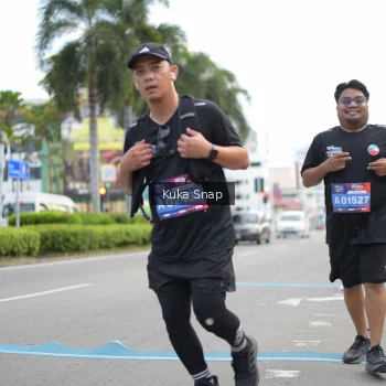 Runner Photo 3725310