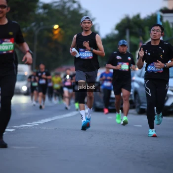 Runner Photo 3725326