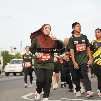 Runner Photo 3725346