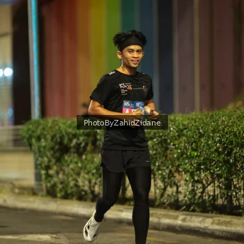 Runner Photo 3725379