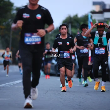 Runner Photo 3725397