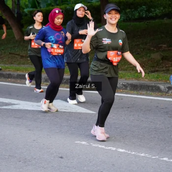 Runner Photo 3725399