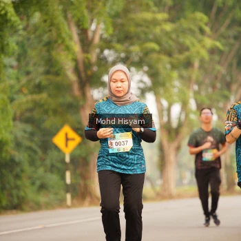 Runner Photo 3725402