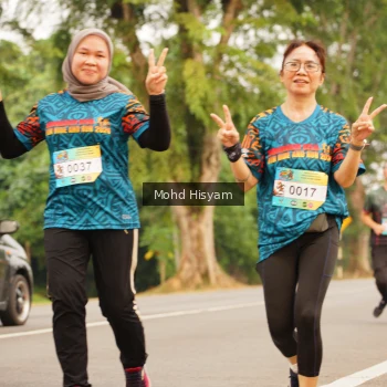 Runner Photo 3725496