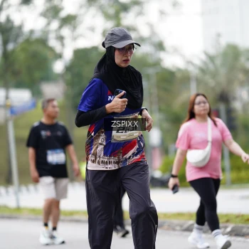 Runner Photo 3725526